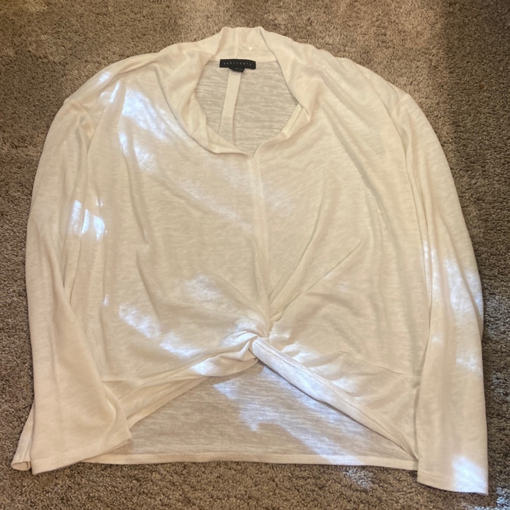 White twist front long sleeve shirt